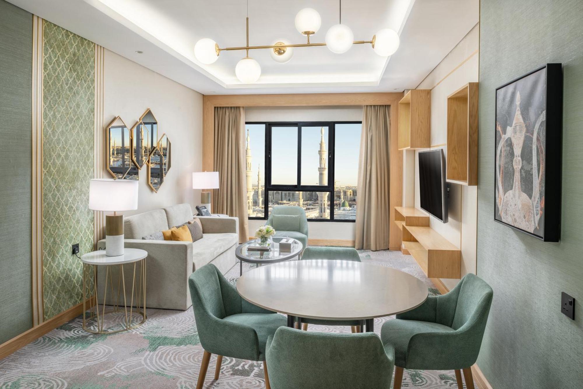 Taiba Suites Madinah Медина Экстерьер фото A suite at the hotel